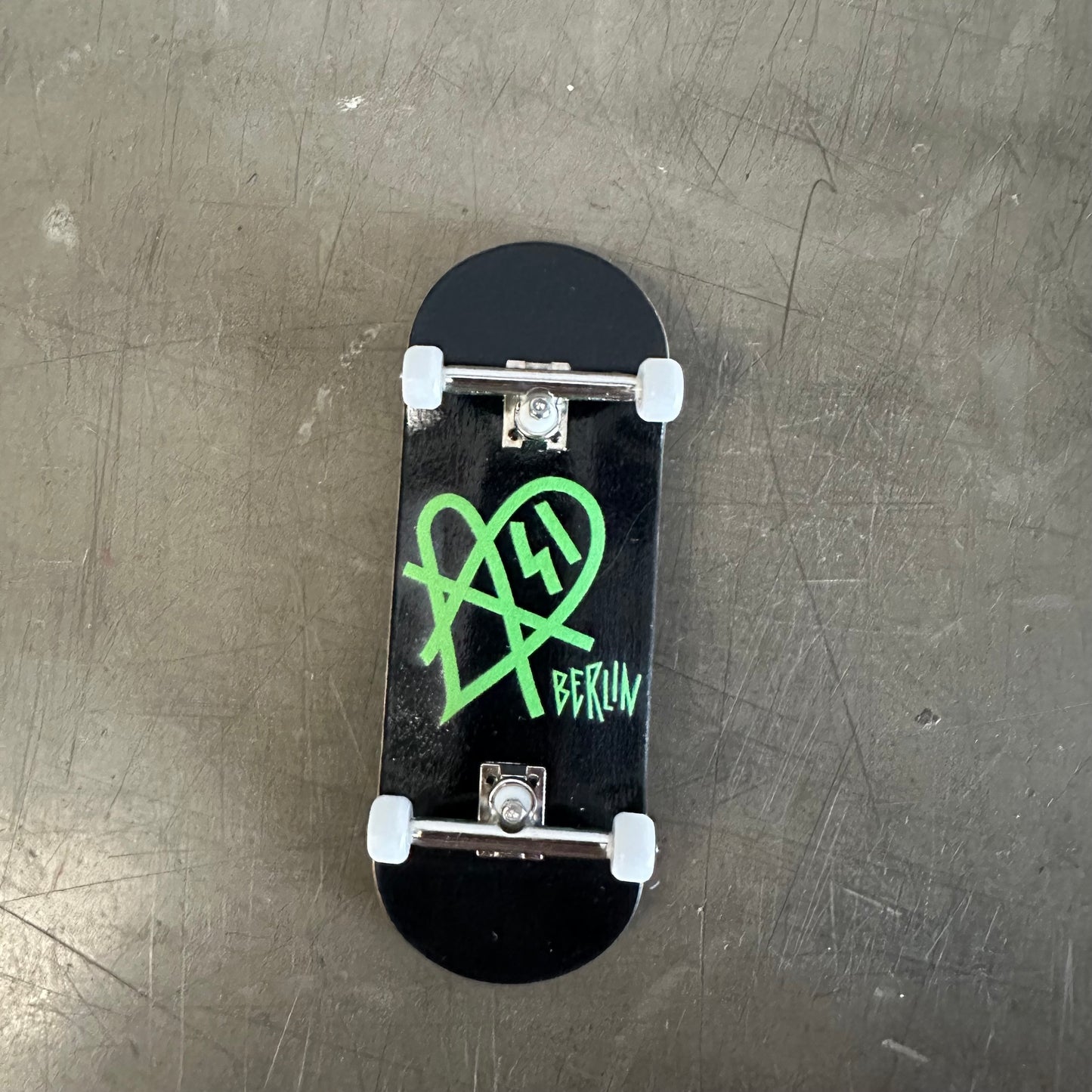 Shop Complete Fingerboard 3.1