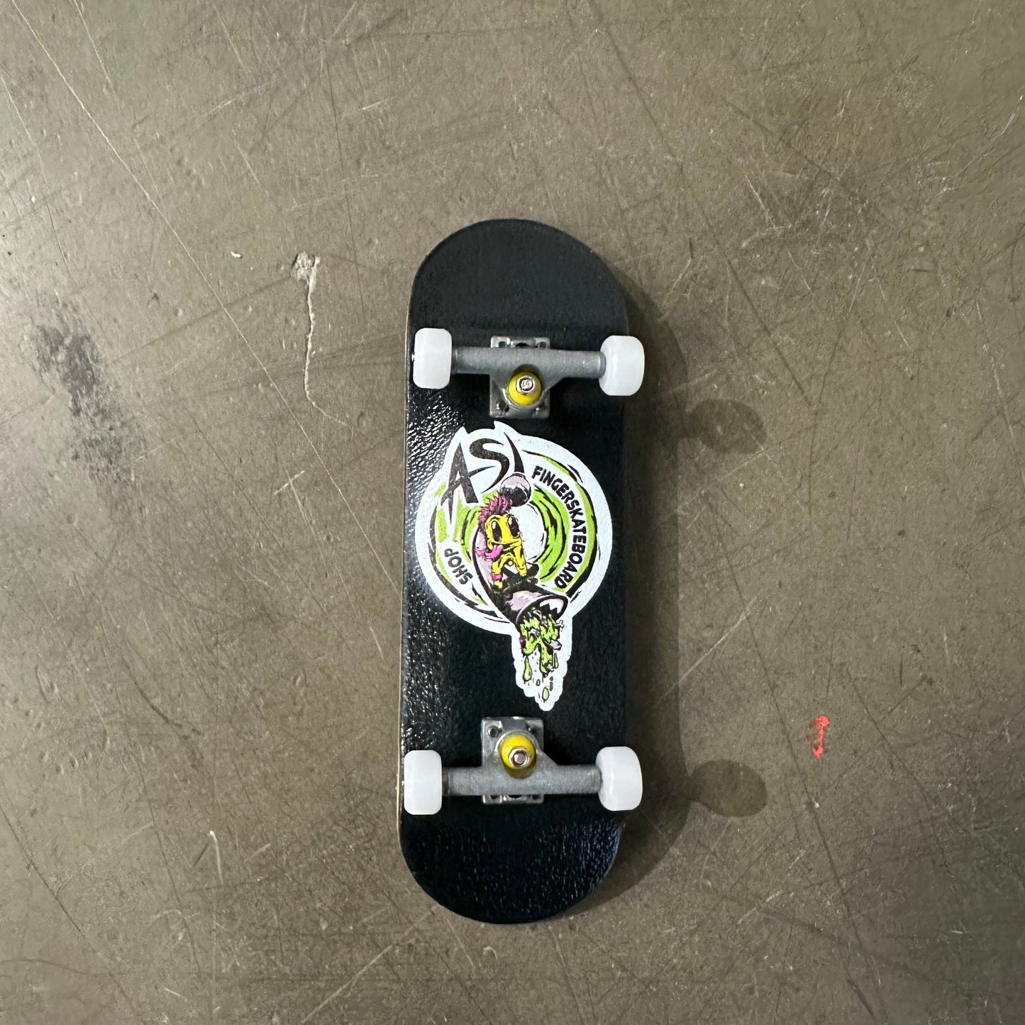 30mm Shop Complete Fingerboard