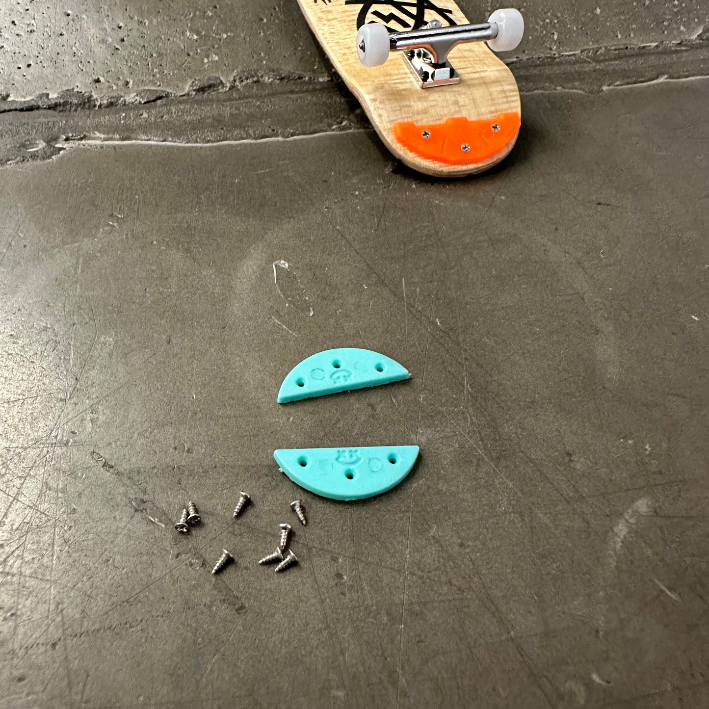 Tail & Nose Safer