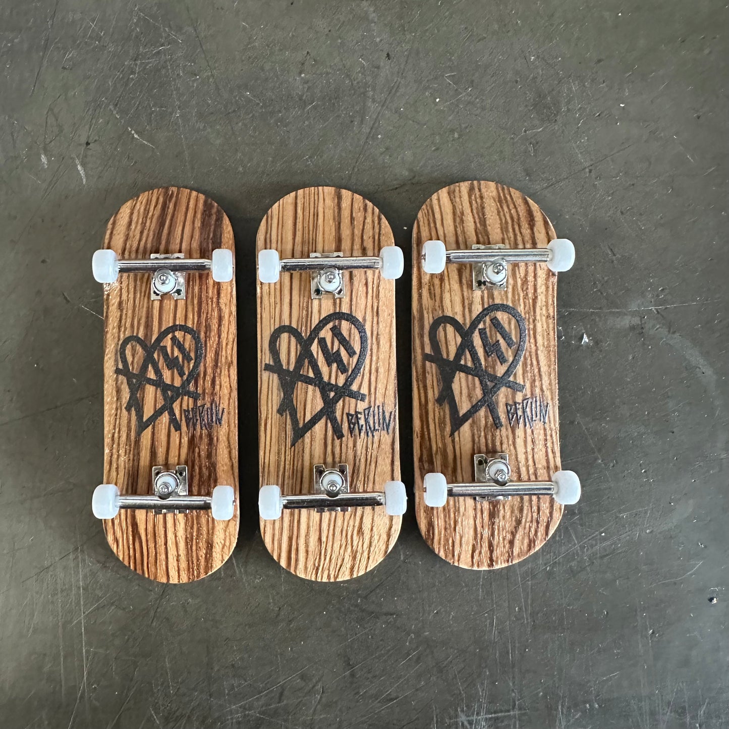 Shop Complete Fingerboard 3.1