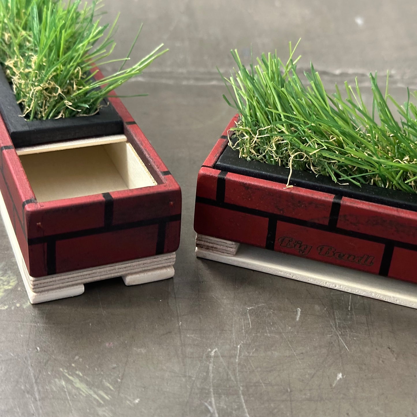 Planter Stash Box by Big Beudl