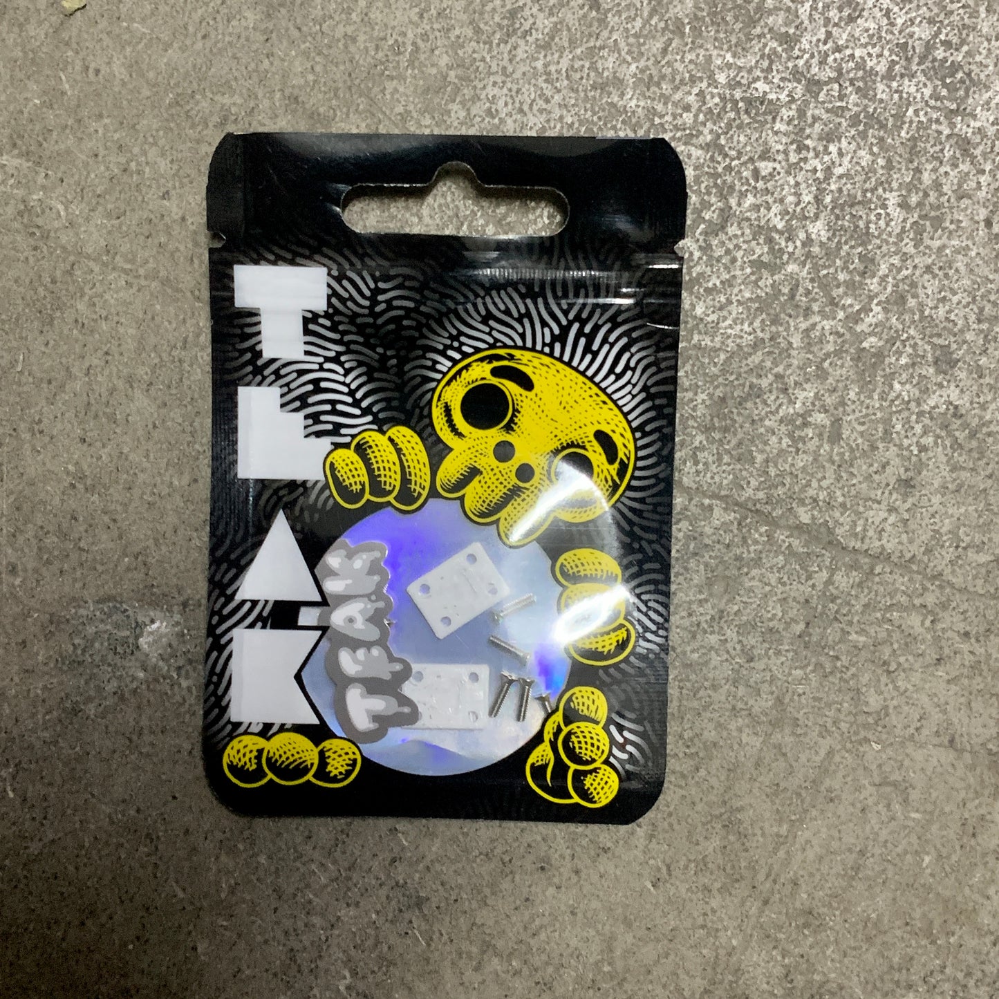 Teak Tuning Riser Pads