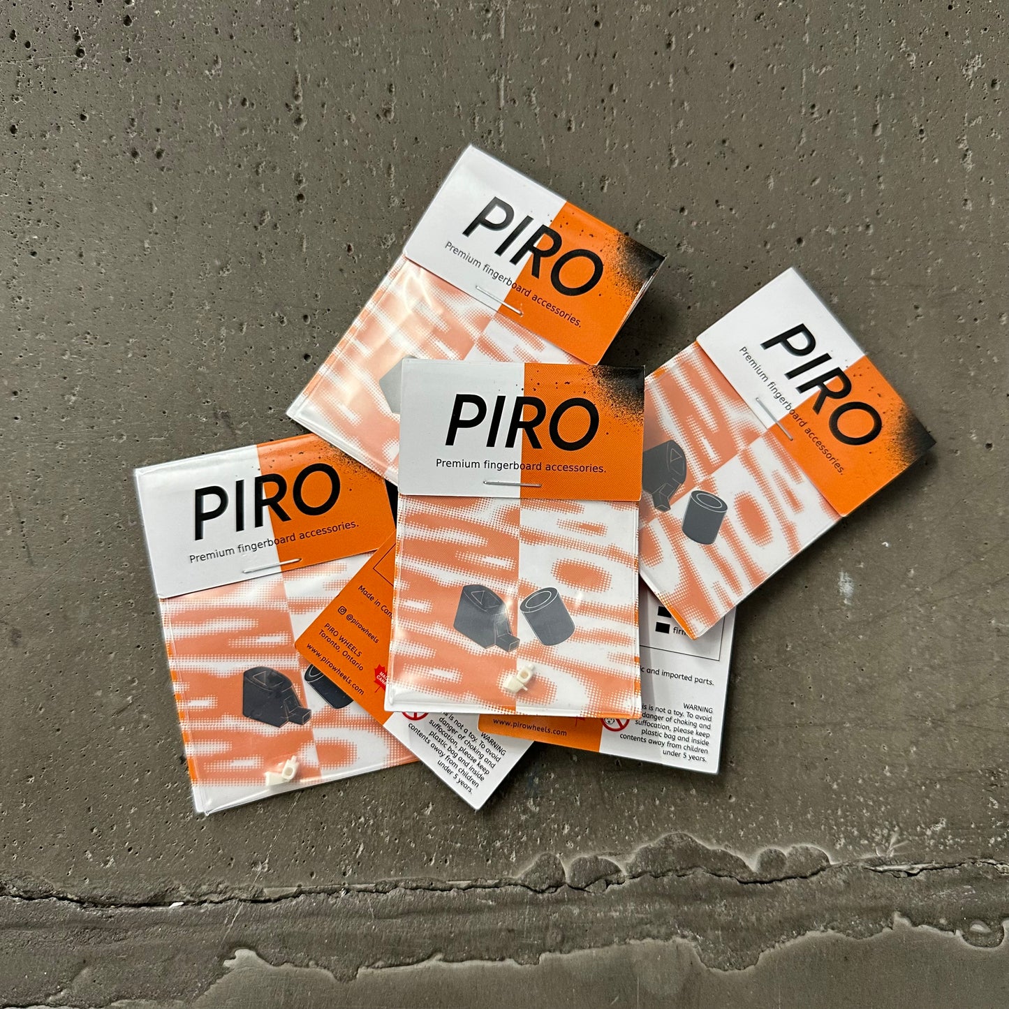 Piro Pivot Cups