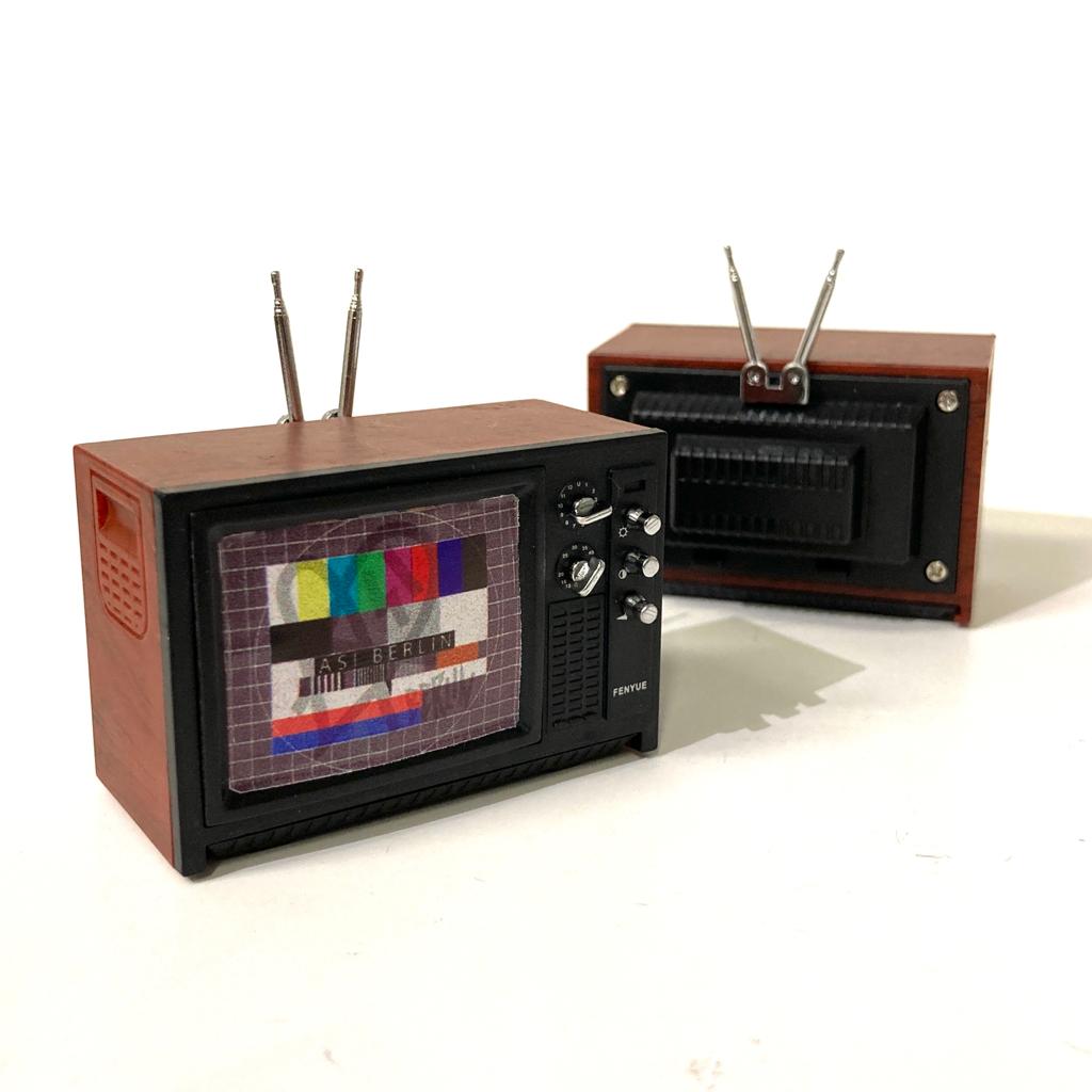 Asi TVs & Ghettoblaster