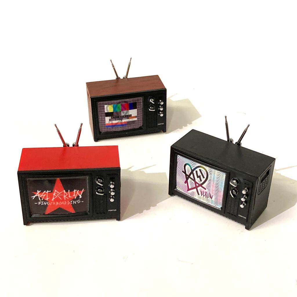 Asi TVs & Ghettoblaster