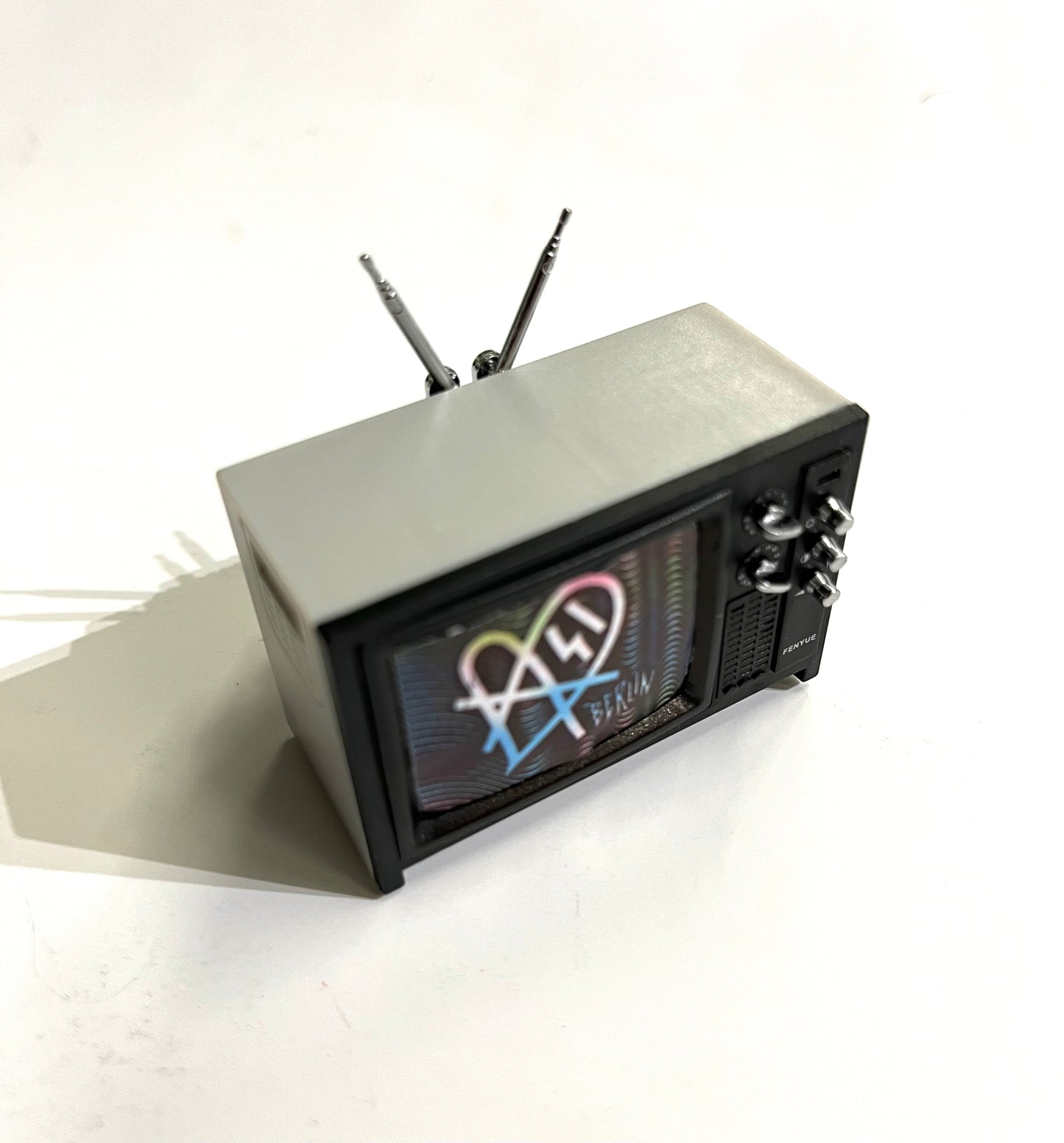 Asi TVs & Ghettoblaster