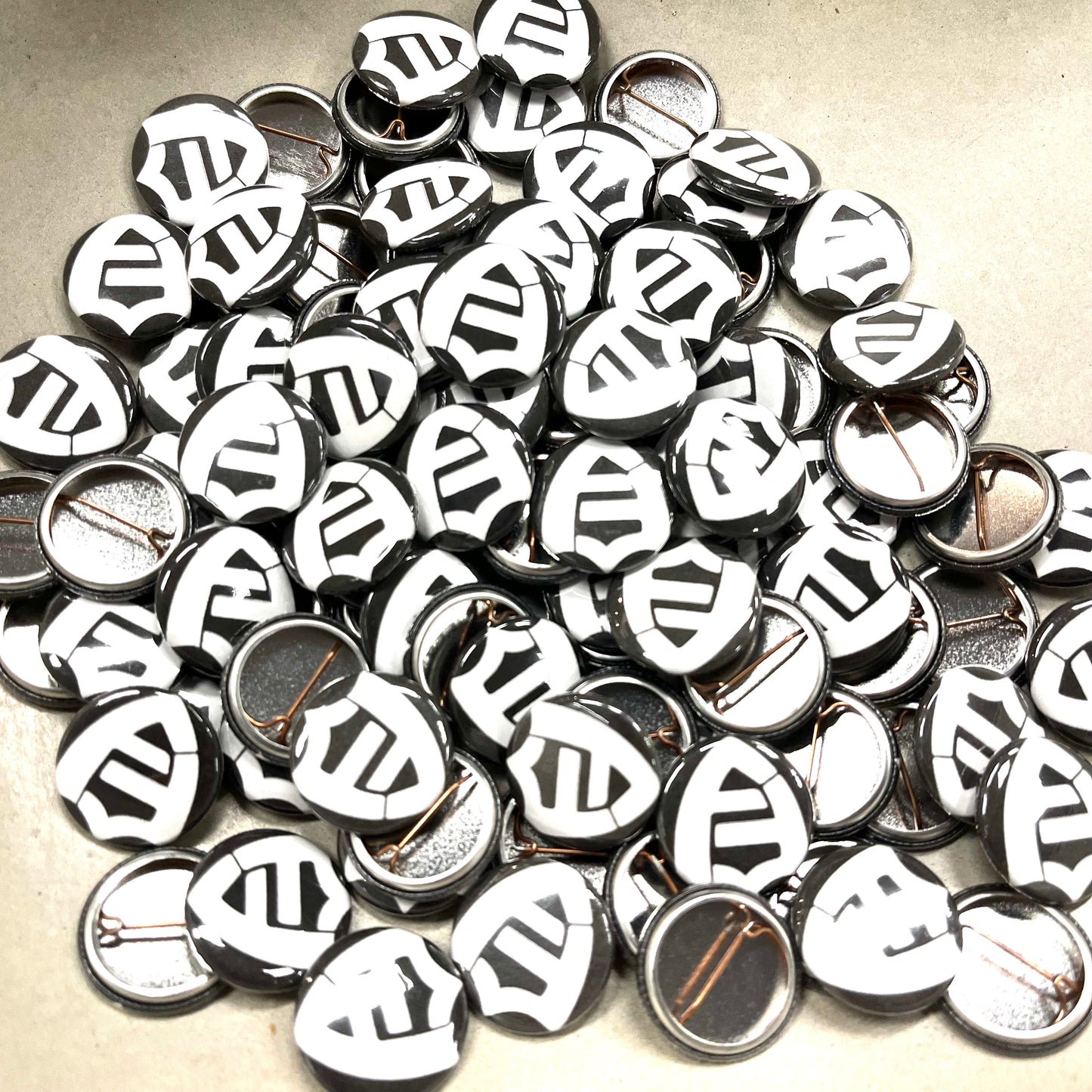 Flatface Pin