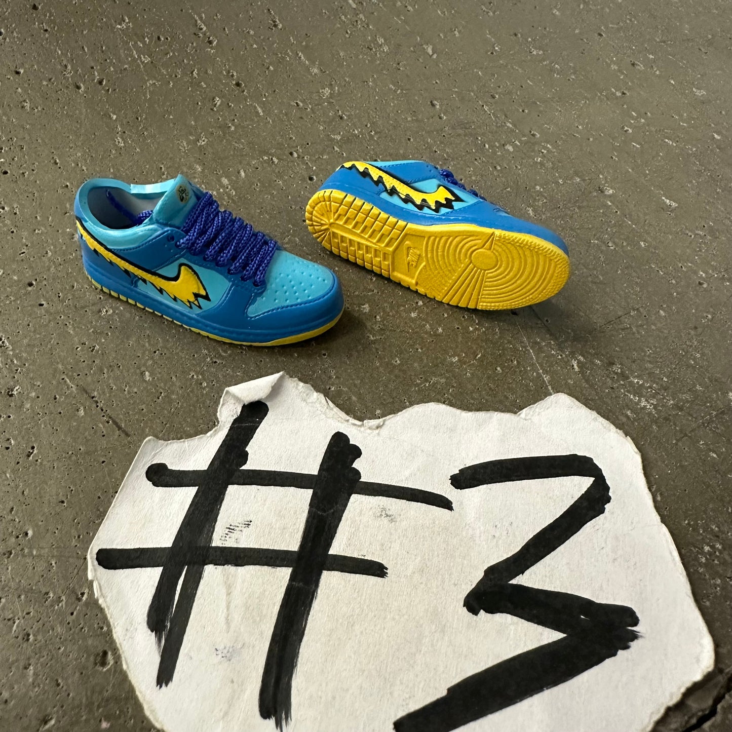 Authentic Finger Shoes