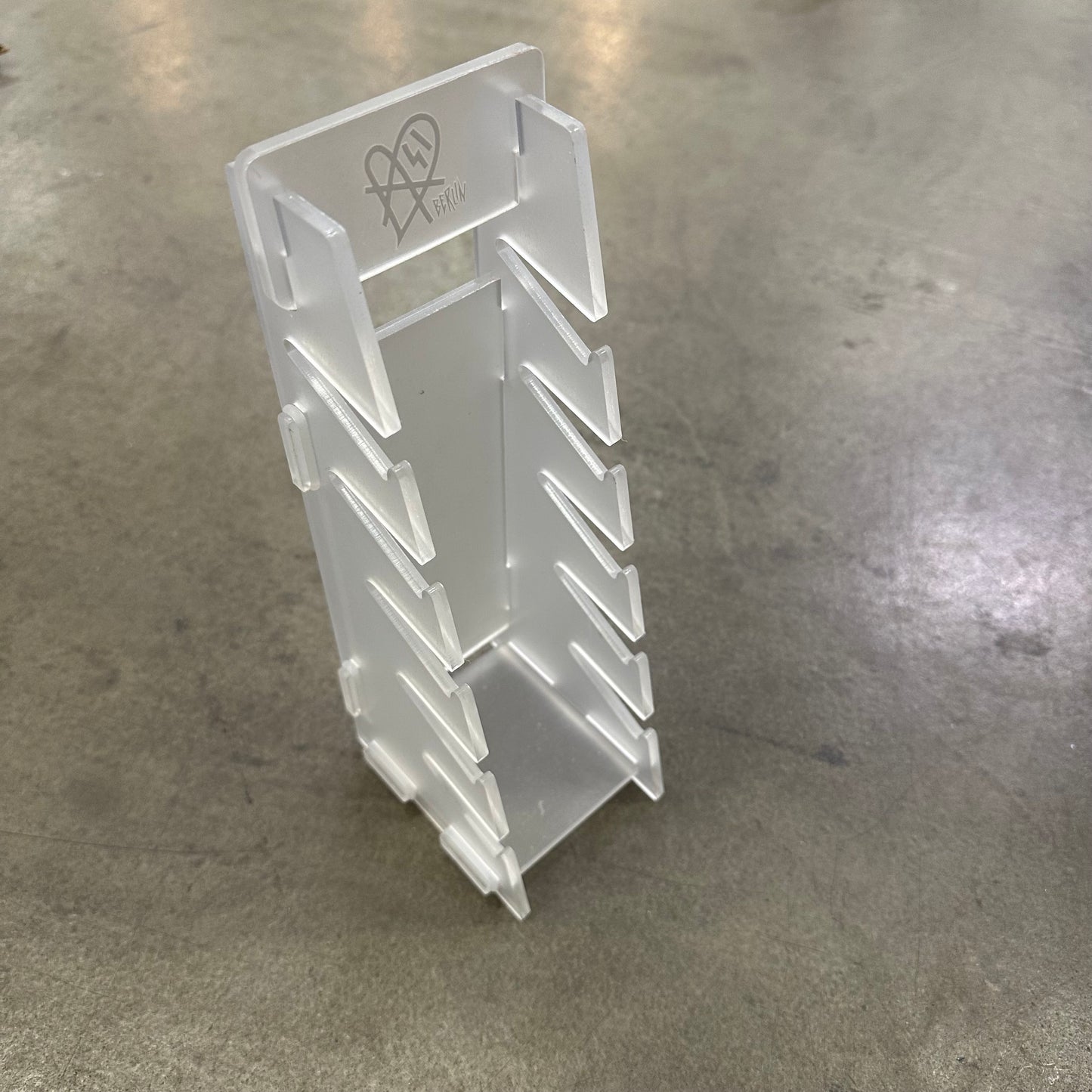 Asi Berlin Acrylic Board Rack