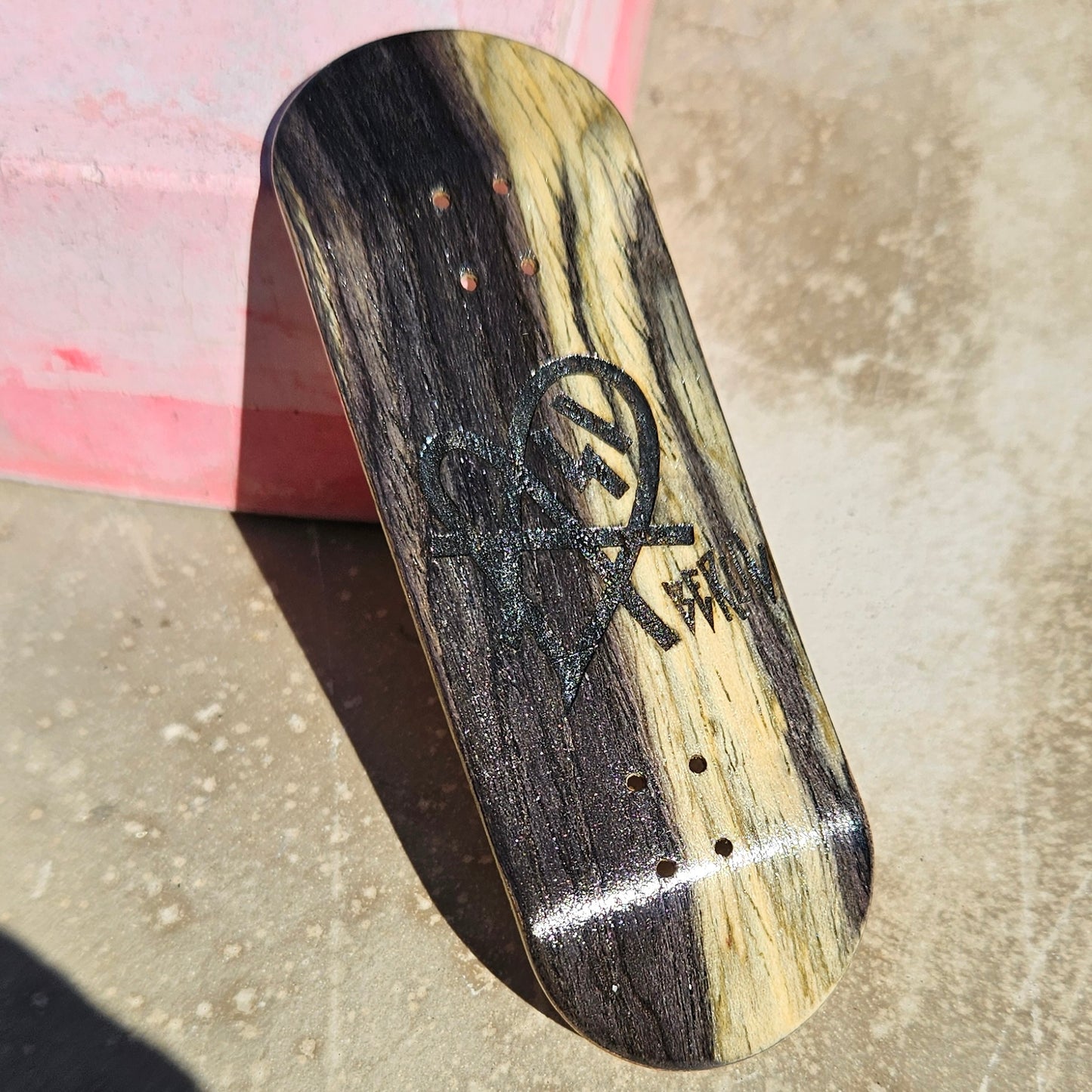 Mike FIngerboard´s X Asi Collaboration
