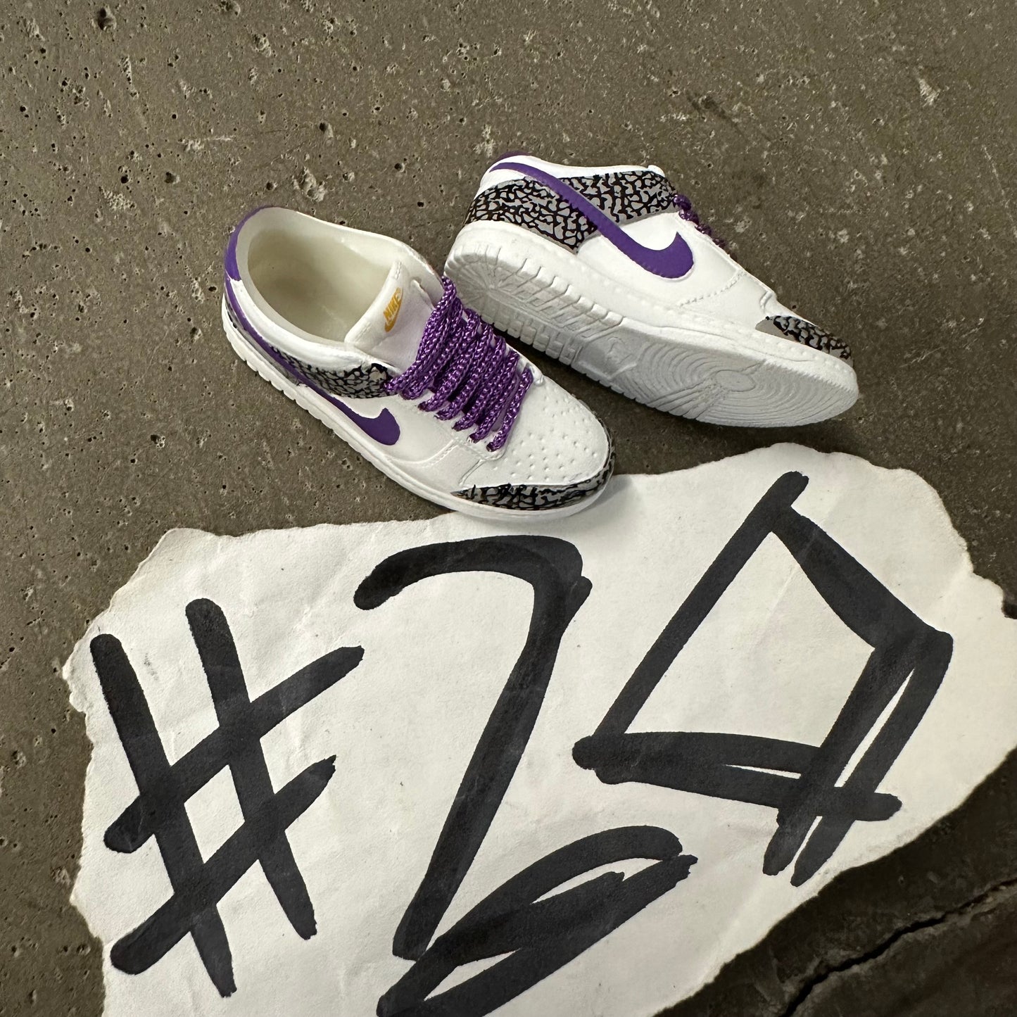 Authentic Finger Shoes