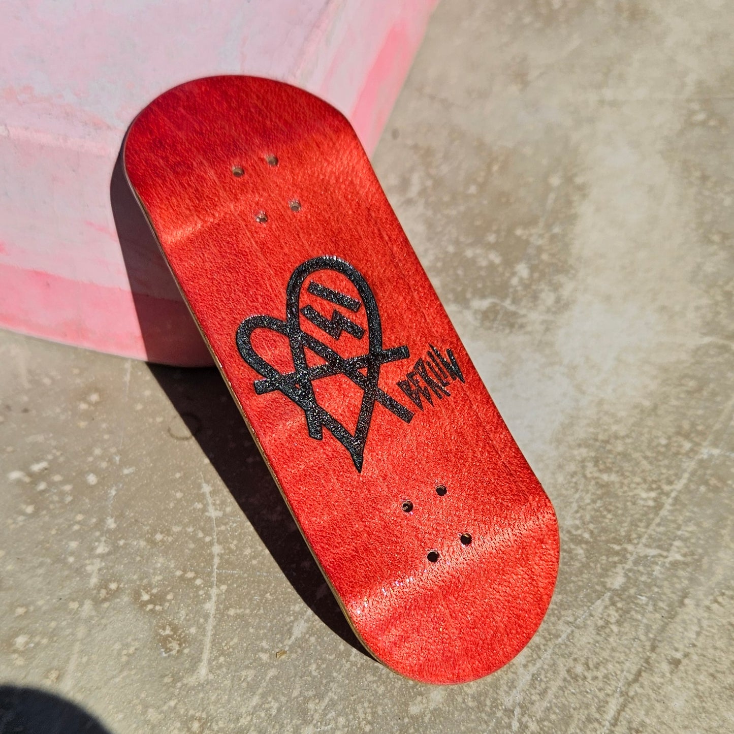 Mike FIngerboard´s X Asi Collaboration