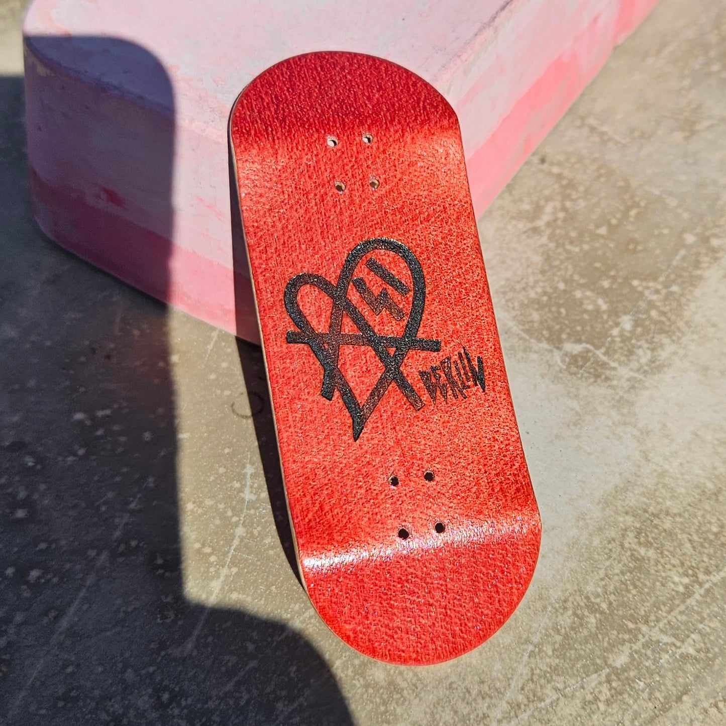 Mike FIngerboard´s X Asi Collaboration