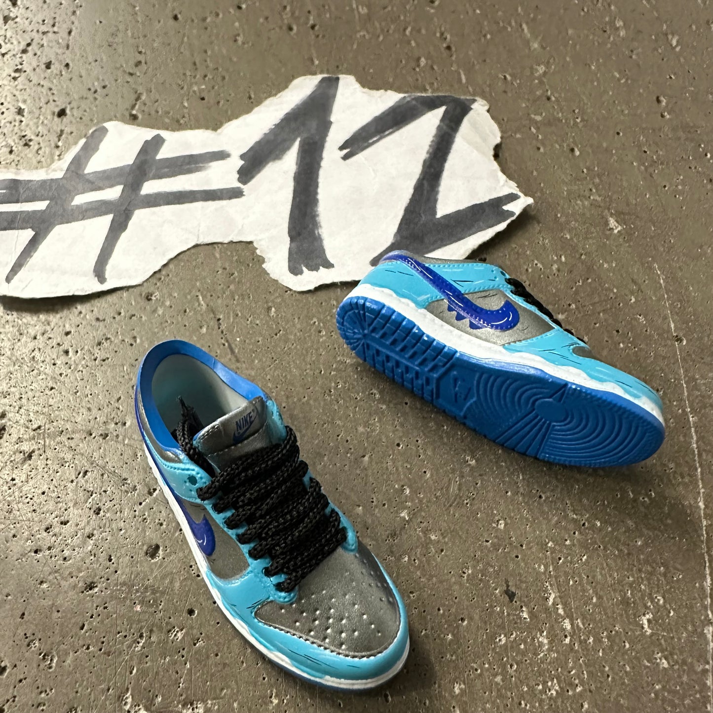 Authentic Finger Shoes