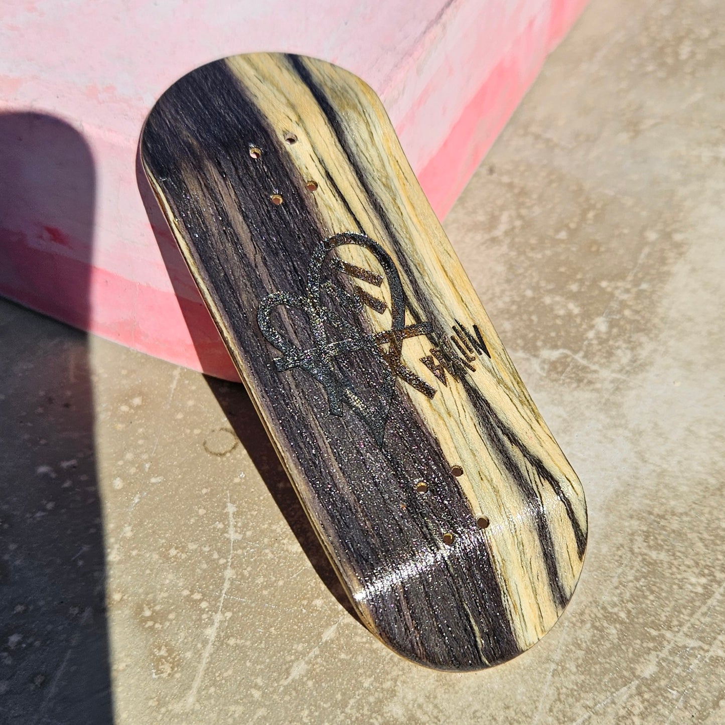 Mike FIngerboard´s X Asi Collaboration