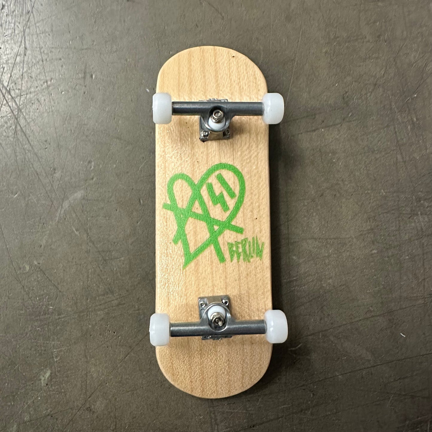 30mm Shop Fingerboard 2.0