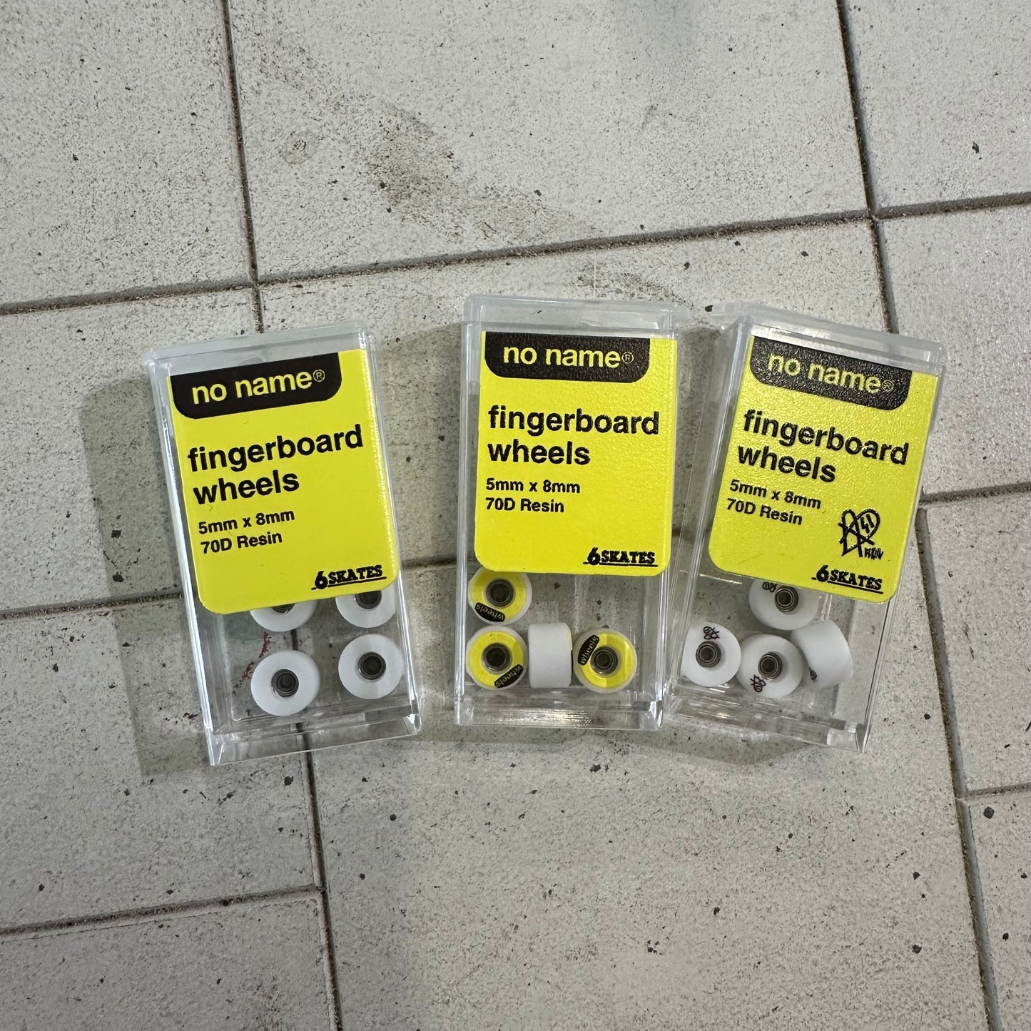 6 Skates Fingerboard Supply
