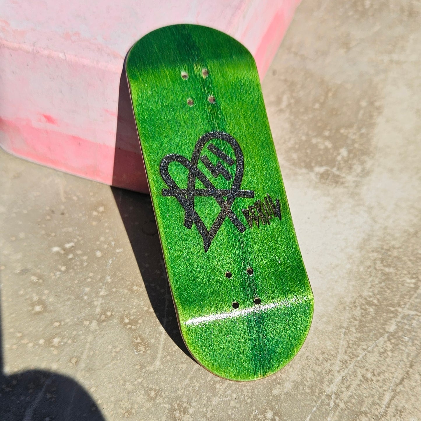 Mike FIngerboard´s X Asi Collaboration