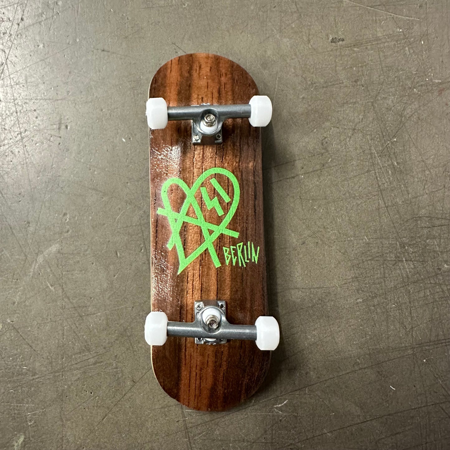 30mm Shop Fingerboard 2.0