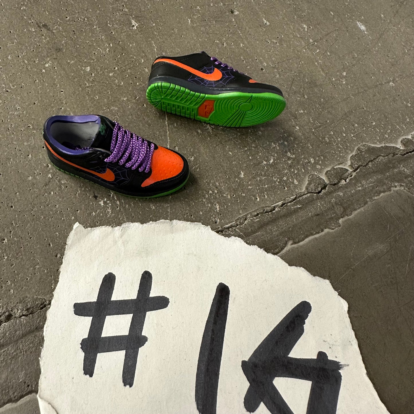 Authentic Finger Shoes