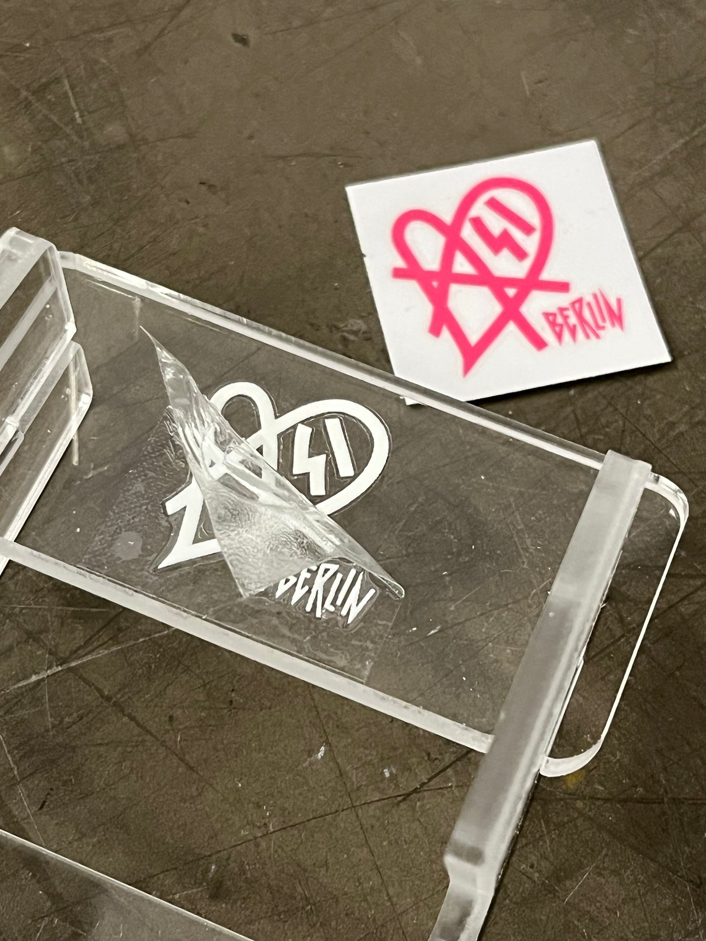 Asi Berlin Acrylic Board Rack