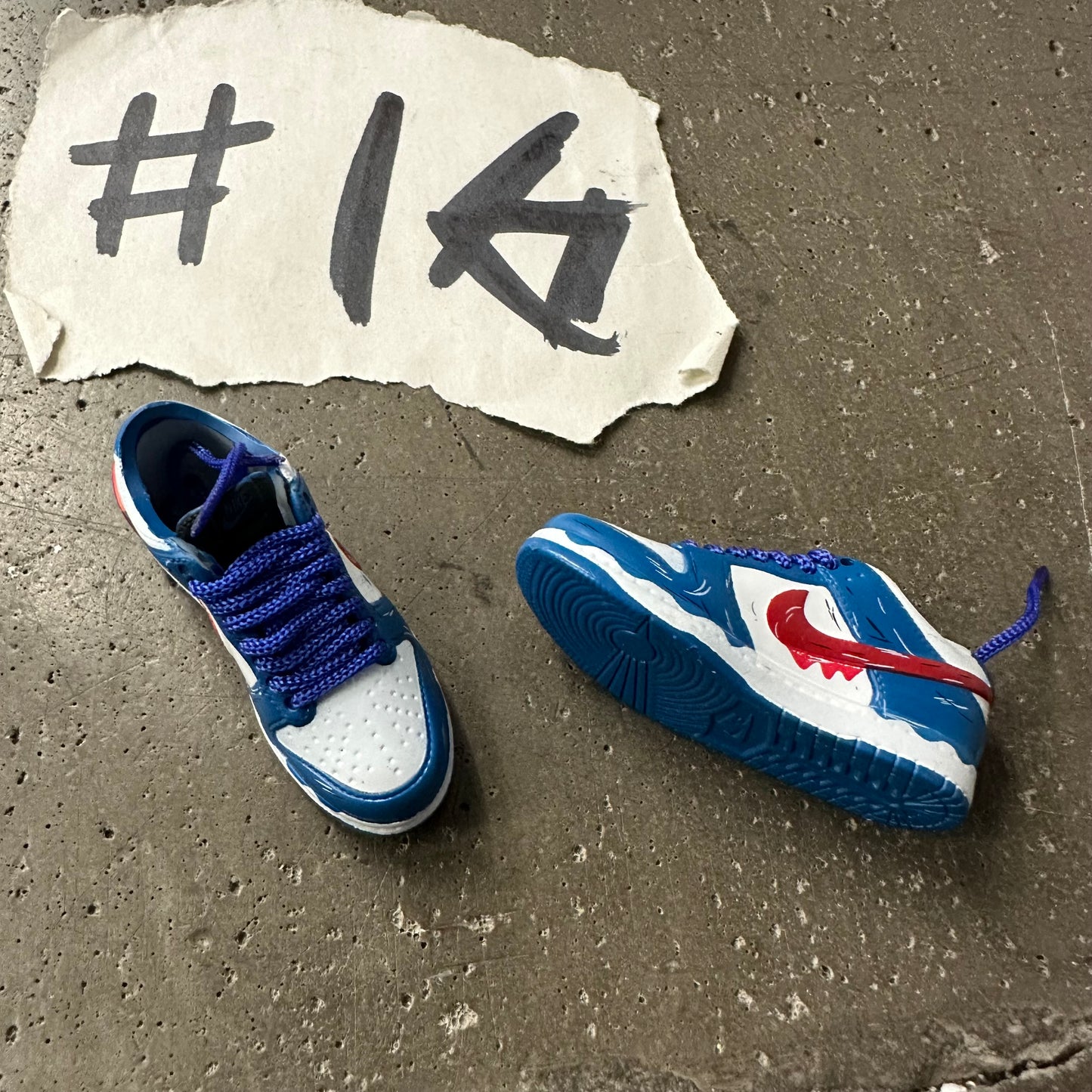 Authentic Finger Shoes