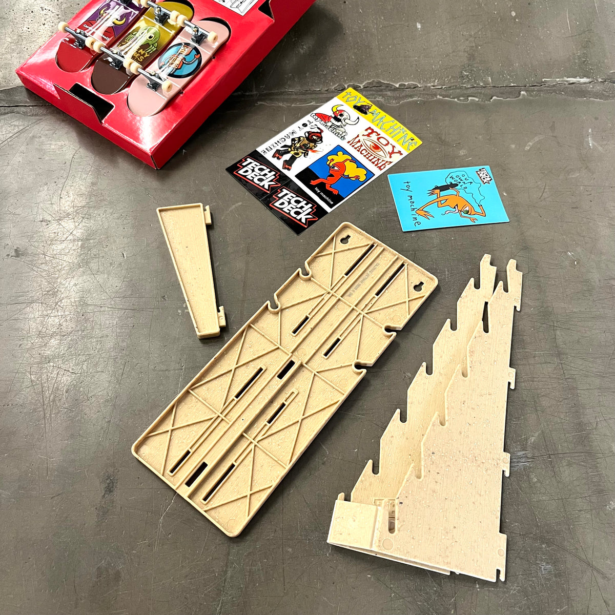 Tech Deck Board Display