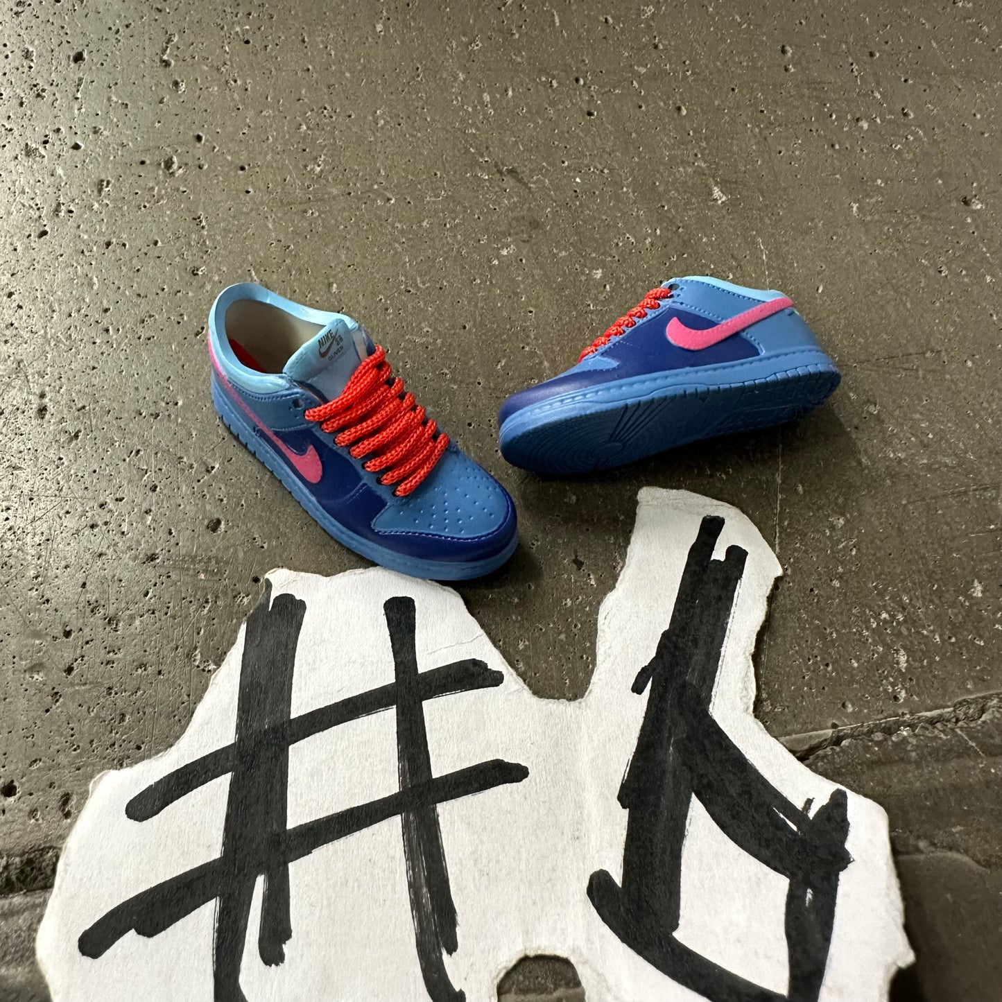 Authentic Finger Shoes