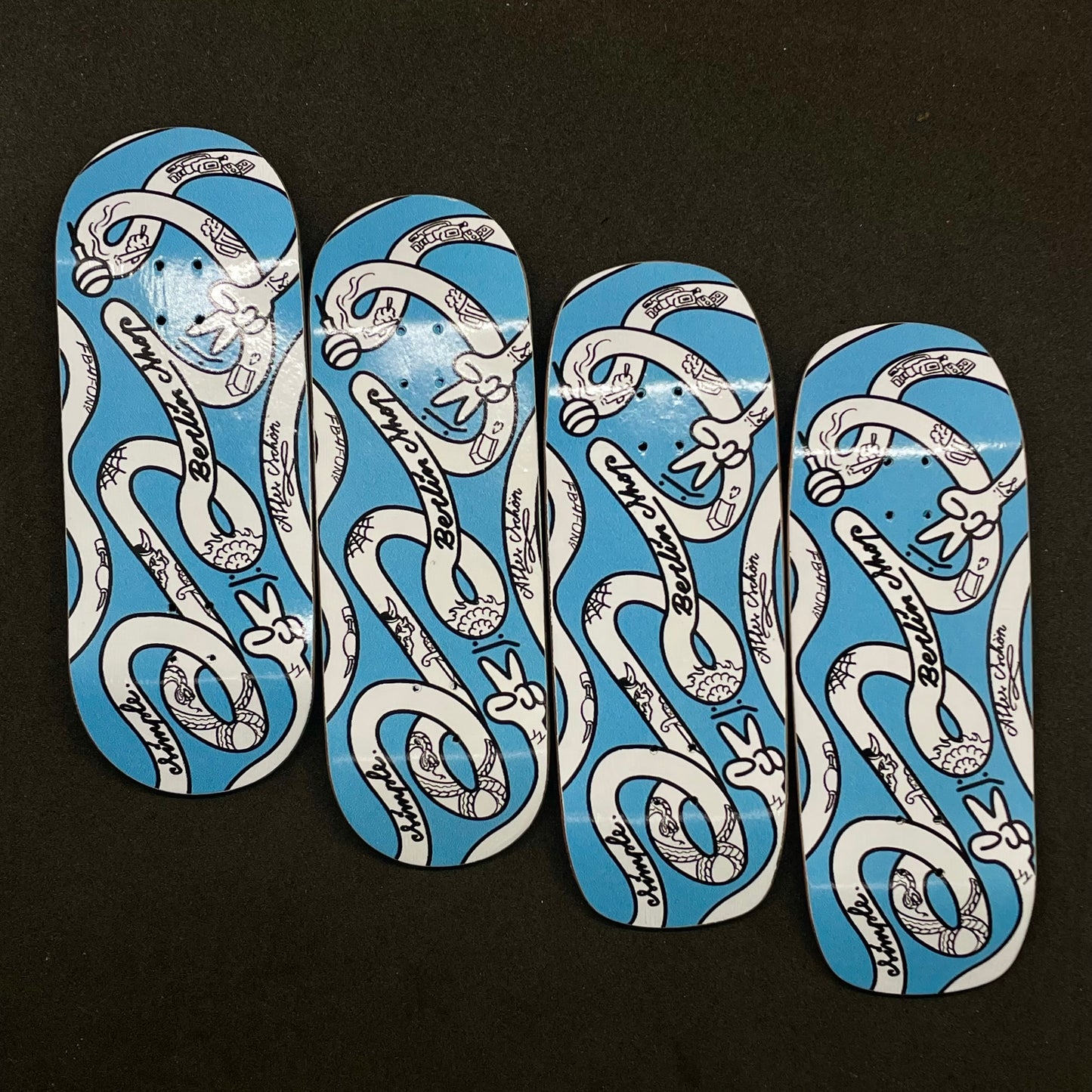 Simple Decks X Asi Berlin