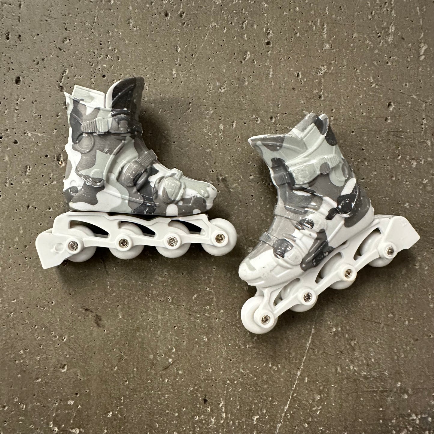Finger Inline Skates