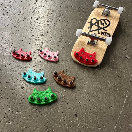 Tail Devil for Fingerboard