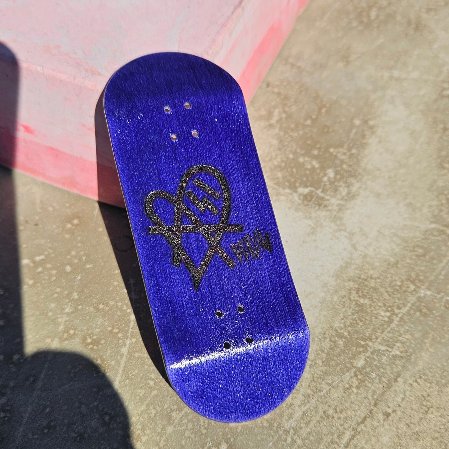 Mike FIngerboard´s X Asi Collaboration
