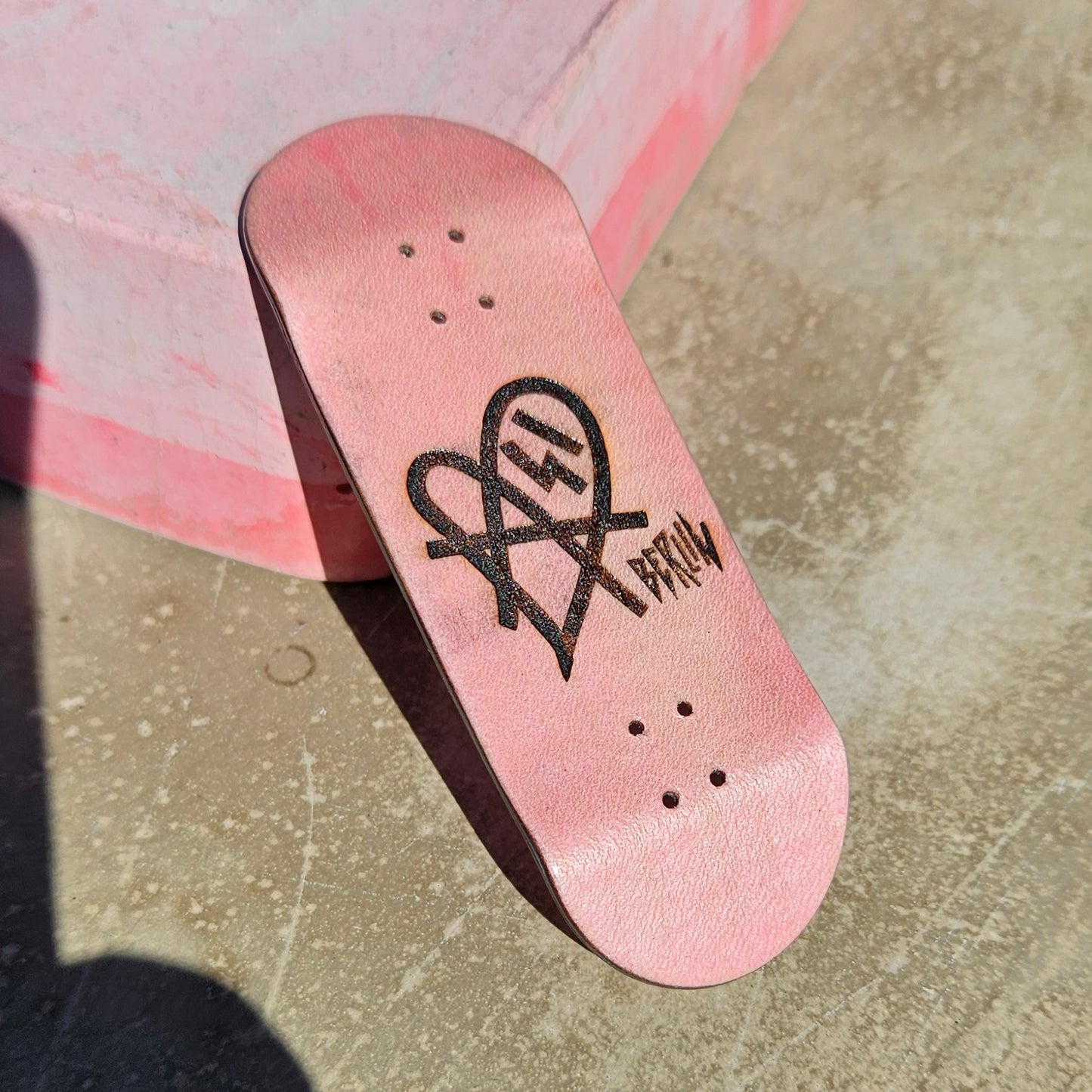 Mike FIngerboard´s X Asi Collaboration