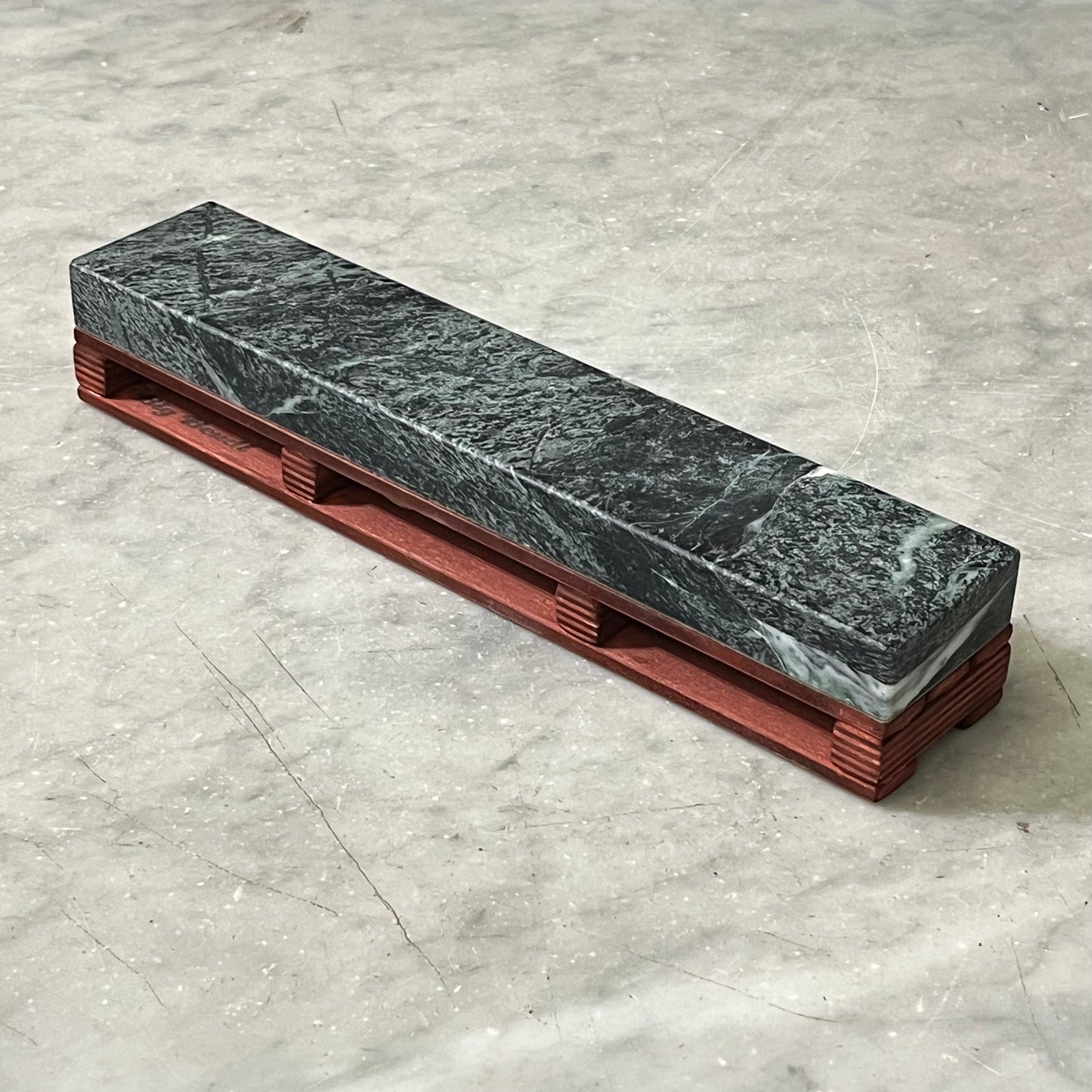 Marble Pallet Curb