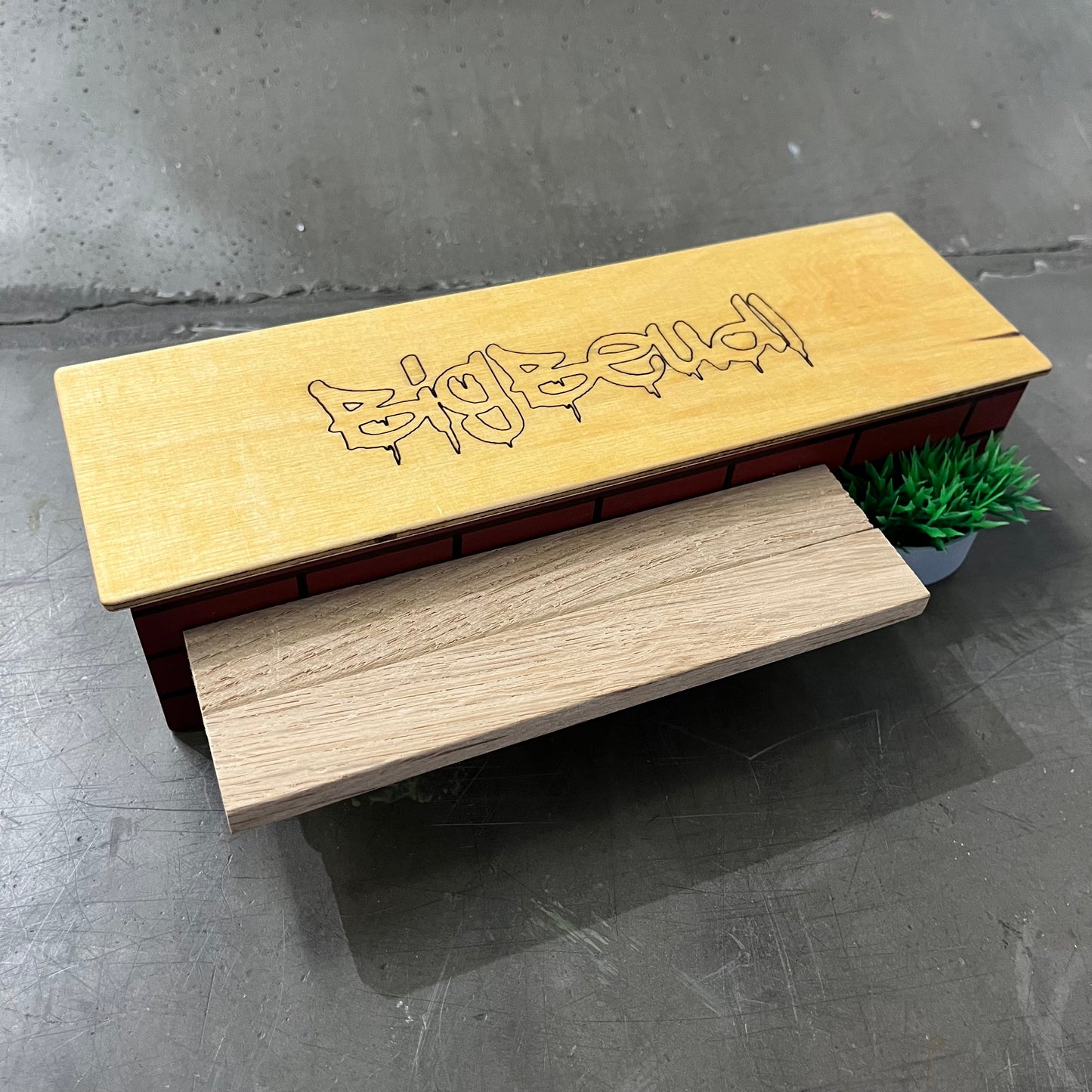 Bench Box by Big Beudl